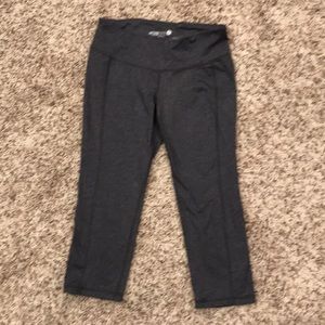 Cropped fitted active pants - small